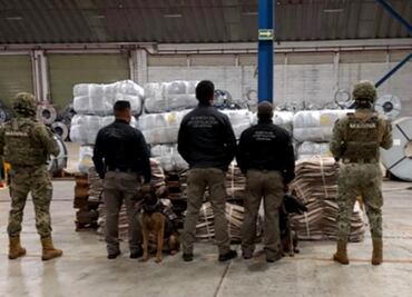 Hallan una tonelada de marihuana oculta en asientos para autos en Colima