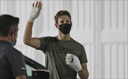 Grosjean muestra cómo quedó su mano, tras el accidente en Bahrein