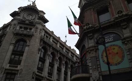 Policía lleva más de tres horas dialogando con hombre trepado en antena