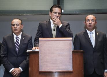 “Exigiremos nuestros pagos completa y oportunamente", advierten maestros de Michoacán