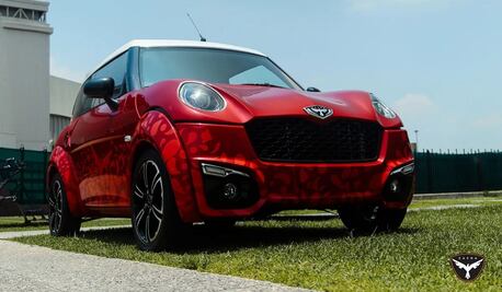 Marcelo Ebrard celebra autos eléctricos mexicanos; Zacua presume tener vehículos hechos artesanalmente  