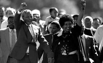 Muere Winnie Mandela, exesposa del expresidente sudafricano Nelson Mandela