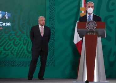 Vacuna AstraZeneca combate aislamiento, deterioro económico y desempleo: Slim Domit