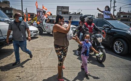 Entre dudas y miedo, Perú acude a las urnas para elegir nuevo presidente