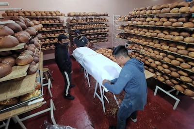 Más de 200 tipos de panes de muerto resisten al Covid