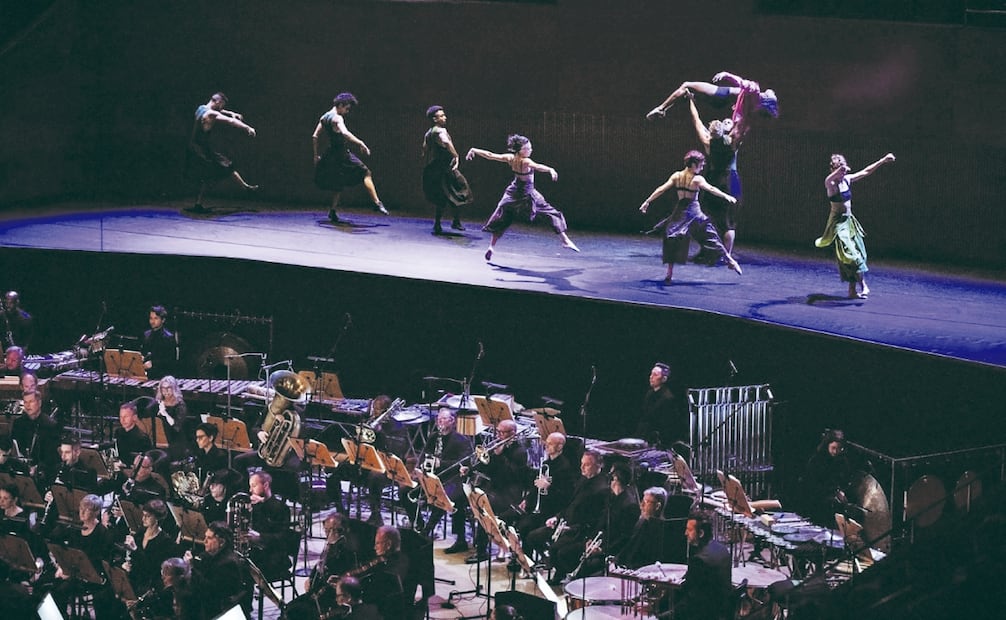 Con Grupo Corpo y la Filarmónica de Los Ángeles presentó Revolución diamantina en el Walt Disney Concert Hall. Foto: Facebook LA Phil
