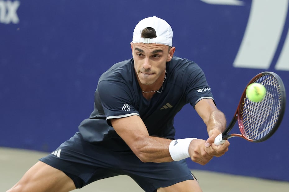 El argentino Francisco Cerúndolo, durante su debut en el Abierto de los Cabos - Foto: Mifel Tennis Open by Telcel Oppo