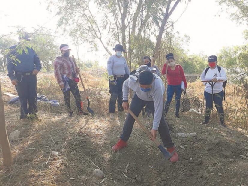 Rompen la cuarentena para buscar a sus familiares desaparecidos