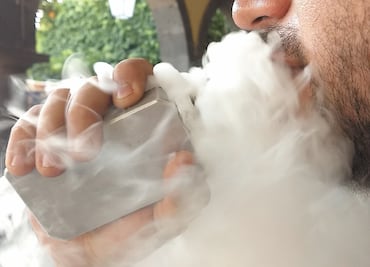 Morena busca legislar contra cigarros electrónicos