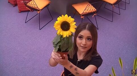 Rubí llega a la final con ¿novio? en “La Academia” 