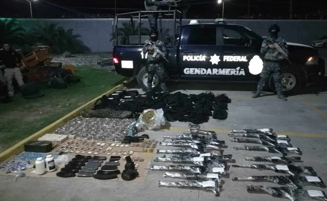 Policías federales decomisaron armas y droga en colonia de Reynosa. Foto: Especial