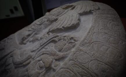 Descubren en Guatemala un altar tallado de la cultura maya