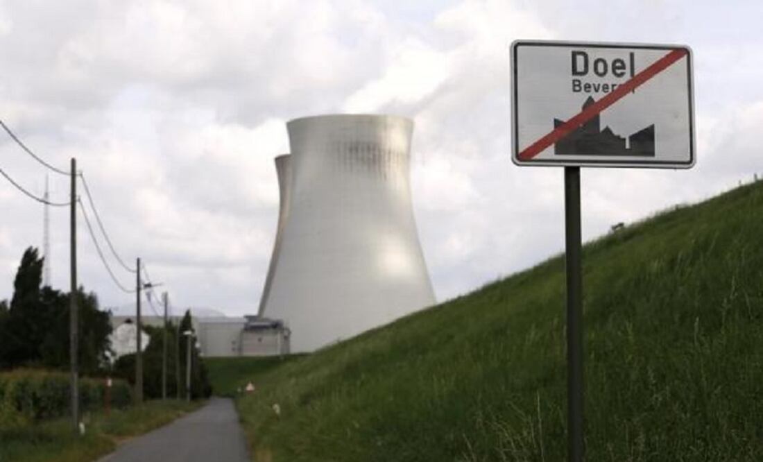 In 2014, an investigation into a deliberate act of sabotage at Belgium's Doel 4 nuclear reactor found that a former employee of the plant had died earlier in the year while fighting with Islamist militants in Syria. (Photo: Reuters)
