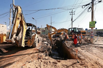 Construyen colector profundo en Chimalhuacán