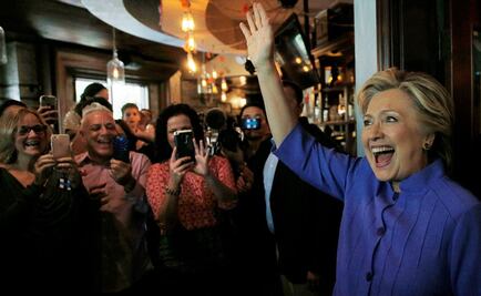 Hillary Clinton mantiene ventaja sobre Donald Trump: encuesta 