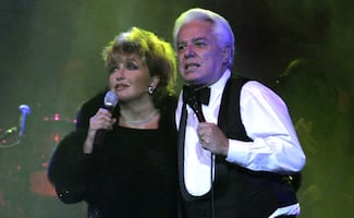 Enrique Guzmán y Angélica María cuentan cómo fue su romance: “Sí hubo besos y ricos" 