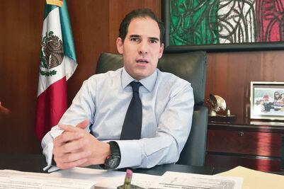 “Ignorantes critican a PGR por fiscalía”