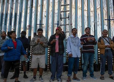 México rechaza medidas de Texas para devolver a migrantes a frontera