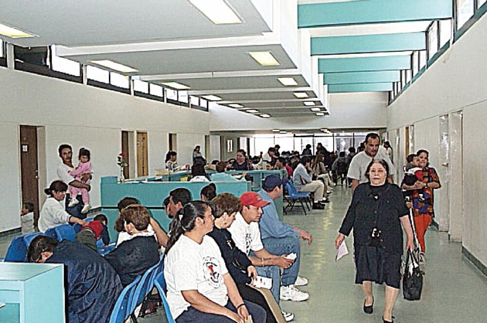 Urgencia. La comisión pidió capacitar al personal de Hospital General Francisco del Paso y Troncoso en materia de derechos humanos con perspectiva de género (Especial)