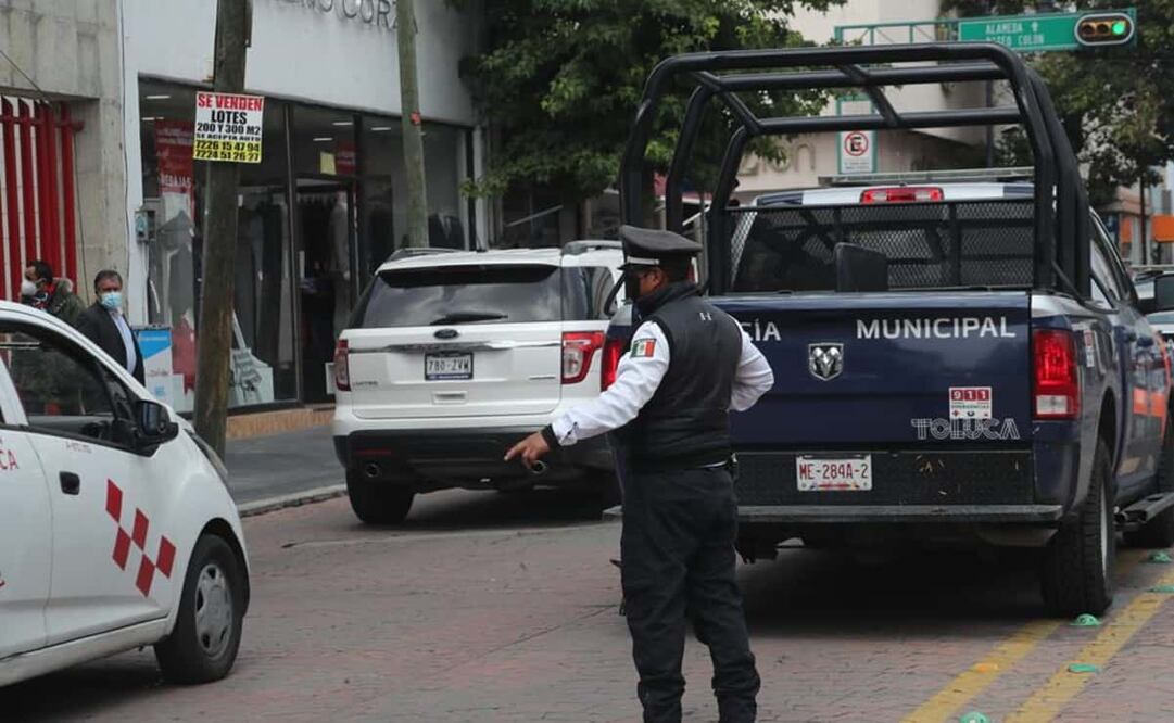 El titular de seguridad dijo que las cámaras serán útiles para dar certeza a la población sobre el desempeño de su trabajo. Foto: Jorge Alvarado EL UNIVERSAL