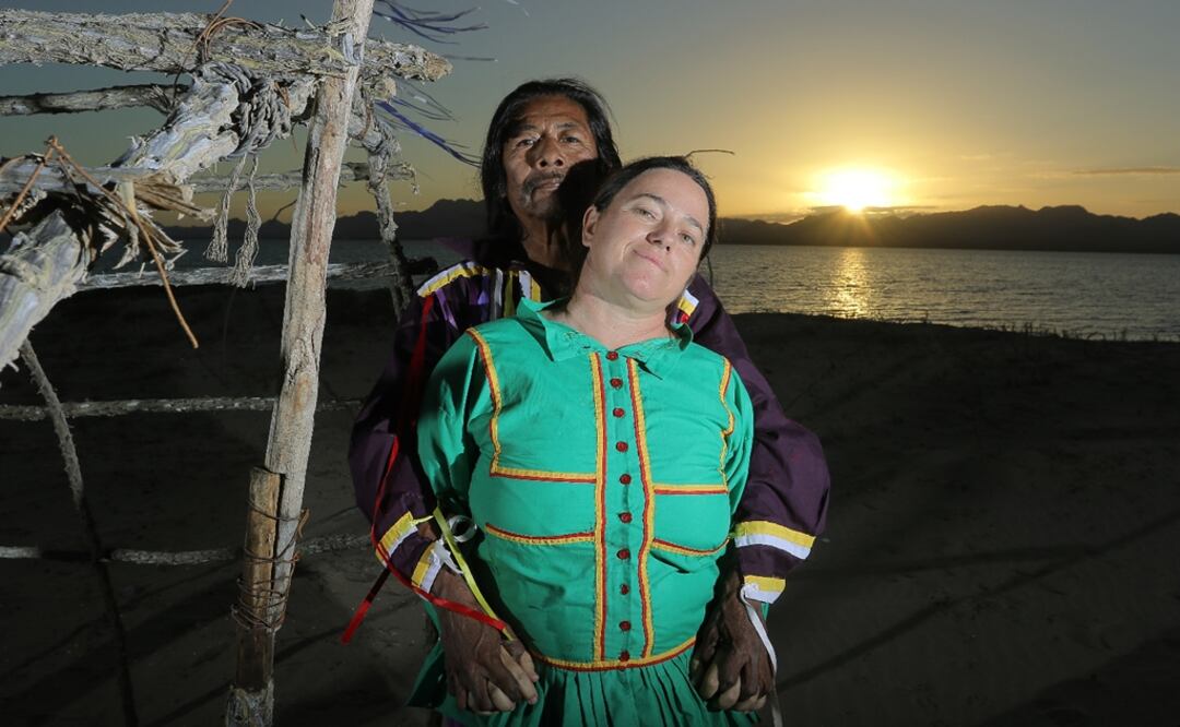 Una visión cósmica la trajo a tierras extrañas hace 18 años, la eslovena Urska Sefic emprendió un largo viaje en búsqueda de la verdad, la espiritualidad y el ser interno. Donde encontró el amor junto a un chamán Seri, en la nación Comcaác, una comunidad indígena de Hermosillo. 