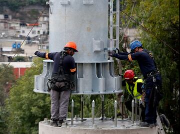 FOTOS: Así van los trabajos de la Línea 3 del Mexicable; inician instalación de 62 postes de la nueva ruta