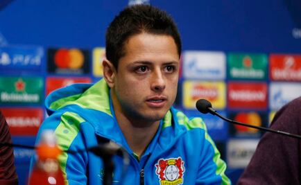 "Chicharito" pelea por el mejor gol latino en la historia de la Bundesliga