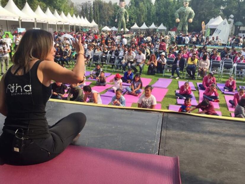 Semar y Sedena celebran Día del Niño con actividades en Los Pinos