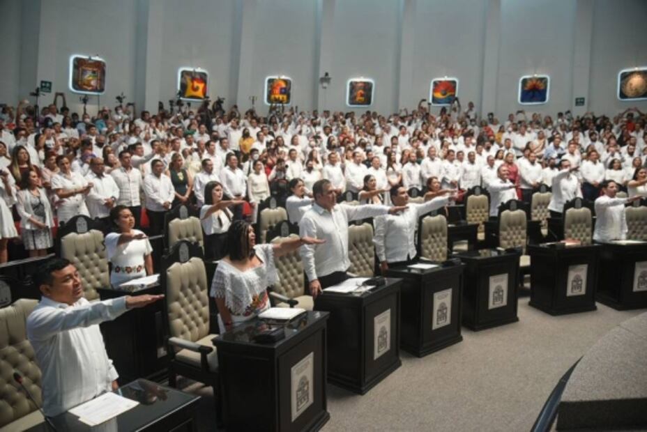 Rinden protesta diputadas y diputados de la XVII Legislatura en Quintana Roo