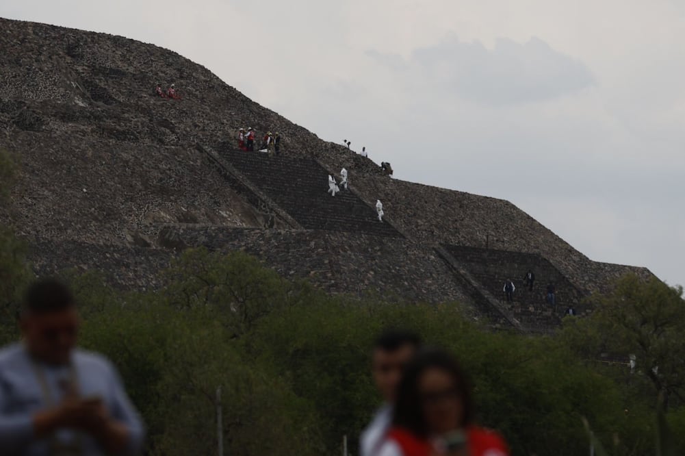 Pirámide de la Luna en Teotihuacán, el día del tiroteo, lunes 20 de abril.
Foto: Diego Simón Sánchez / EL UNIVERSAL