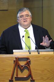 Carstens blinda al mercado cambiario