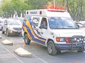 Ambulancias irregulares, bajo la lupa; Congreso CDMX pide mayor control y vigilancia