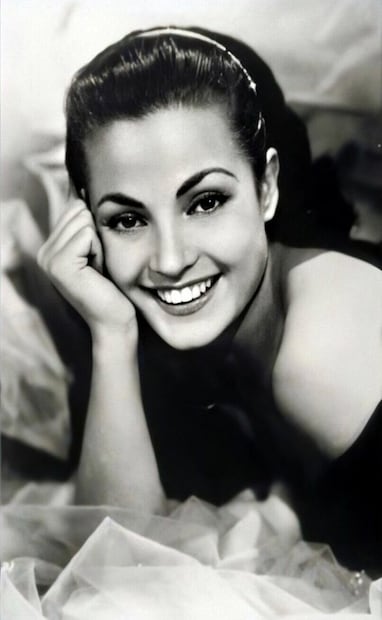 Carmen Sevilla fue toda una diva del cine y la televisión dentro y fuera de su patria, pues fue de las primeras españolas que recibieron ofertas de trabajo en Hollywood. Wikimedia Commons.