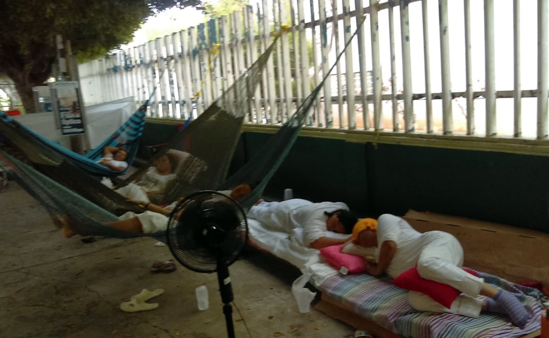 Reportan gravedad de enfermeras en huelga de hambre en Chiapas