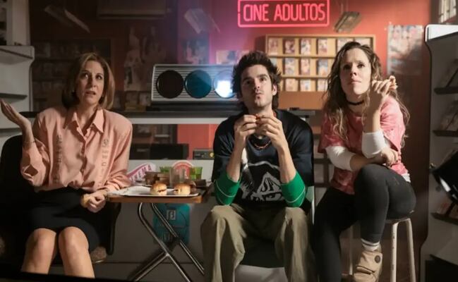 ¿Qué ver?: "Cochinas", la serie española que combinan comedia y... sexo 