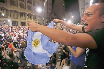 Inflación se acelera un poco en Argentina; se sitúa en 1.9% en julio 