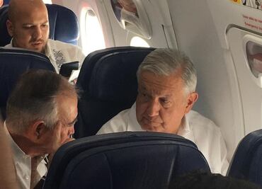 Viaja AMLO a Acapulco; participará en clausura de la convención bancaria