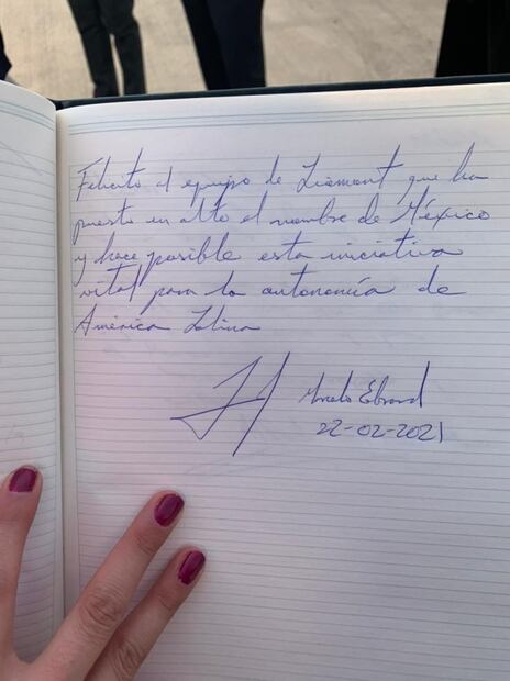 Tunde la 4T al auditor