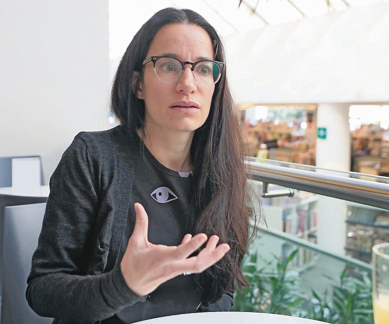 La también académica Gabriela Jáuregui se pregunta cómo salir a las calles este 8M “de forma segura y sin contagiarnos”. Foto: ARCHIVO EL UNIVERSAL