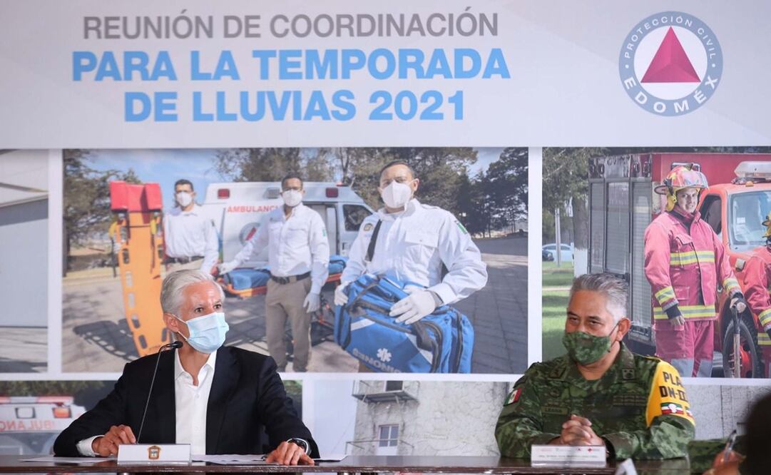 El gobernador Alfredo del Mazo instruyó a las dependencias estatales aplicar los protocolos de atención y medidas necesarias para hacer frente a los retos de la temporada. Foto: Especial