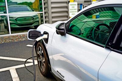 Canadá va por autos eléctricos en México