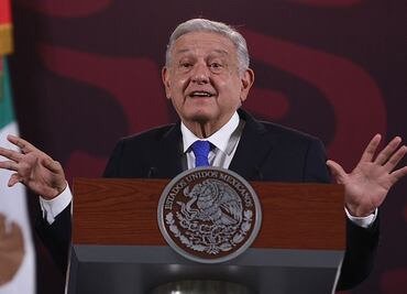 AMLO reprocha que CNTE lo quiera amordazar para que no hable sobre los problemas del magisterio