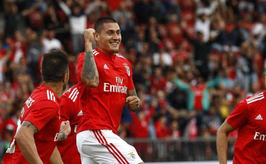 Nico Castillo durante un juego en Europa. FOTO TOMADA DE TWITTER