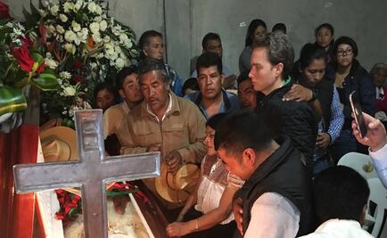 Manuel Velasco asiste a funeral de alcalde asesinado de Chamula