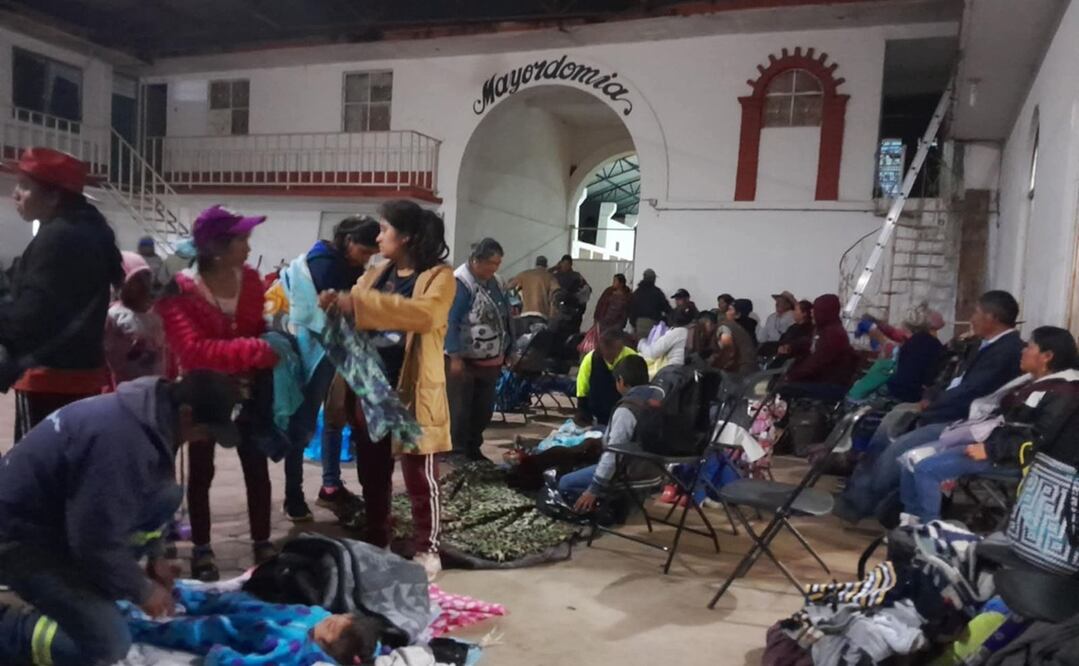 la Coordinación para la Atención de los Derechos Humanos de Oaxaca informó que entregó algunos víveres y botiquines de emergencias a las familias. Foto: Especial