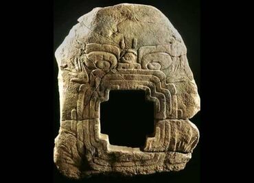 Pieza olmeca robada regresa a México próxima semana, informa Ebrard