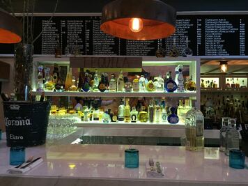 El chef Edgar Núñez llega a Polanquito con Jacinta