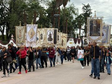 Tultepec: Familiares y amigos despiden a víctimas de explosión de polvorín en La Saucera