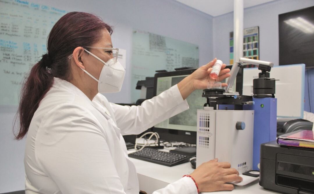 Pese a la pandemia por Covid, en el hospital La Raza se han realizado 100 trasplantes de córnea, informó el Seguro Social. Foto: CORTESÍA IMSS