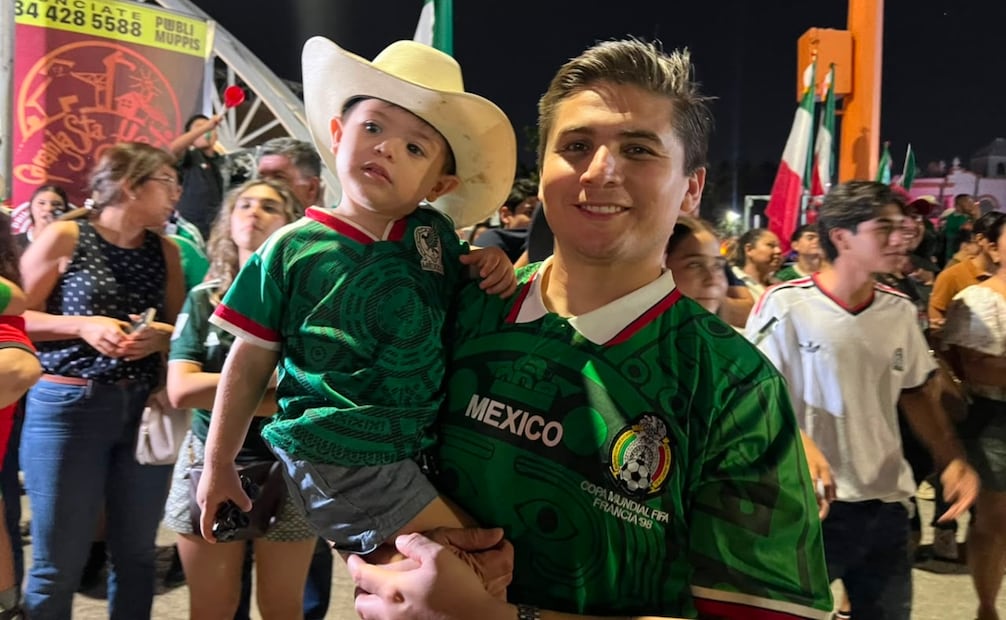 Así se vivieron los festejos en ciudades de
ciudades de Tamaulipas, Guanajuato, Sinaloa y Zacatecas. Fotos: Roberto Aguilar Grimaldo, Irma Mejía y Xóchitl Álvarez/ EL UNIVERSAL